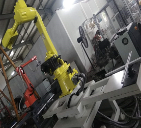 噴砂9軸機(jī)器人2