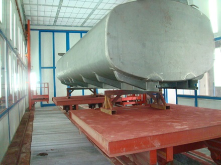 專用車涂裝生產線現(xiàn)場圖4